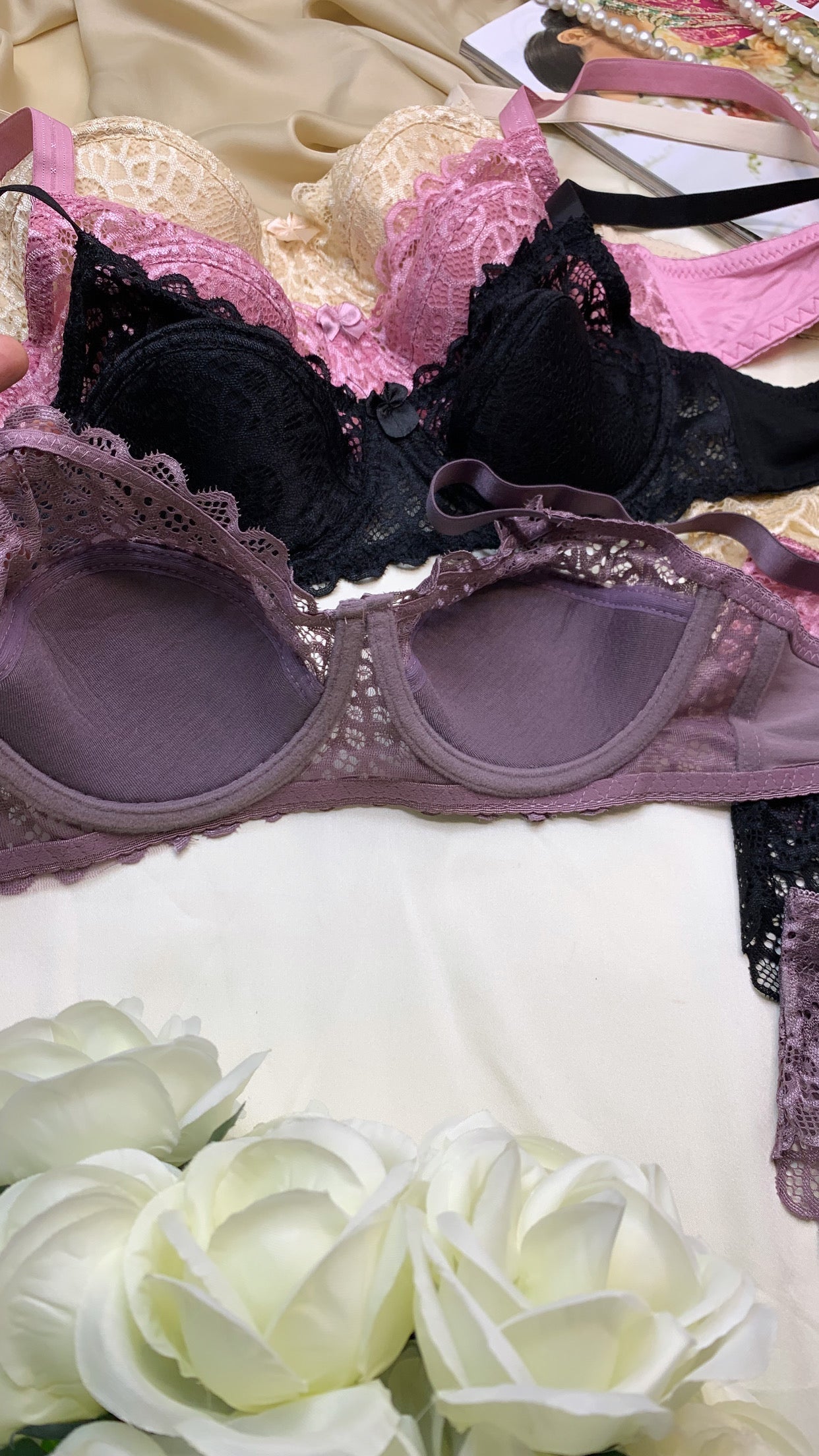 Beautiful Lace Underwire Bra and Panty Set